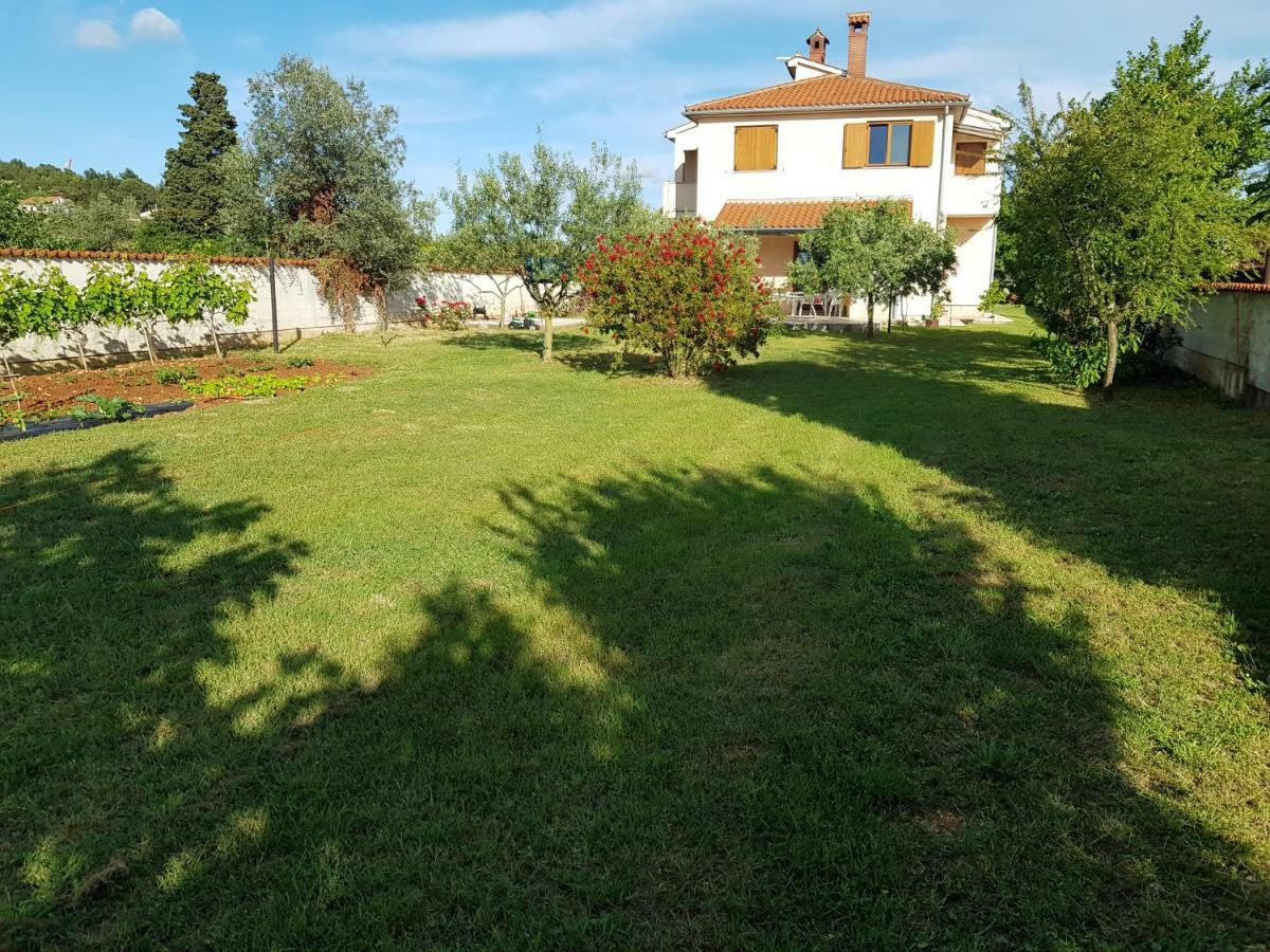 Levanda Pula Exterior foto